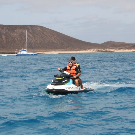 Ruta en moto de agua a Playa Quemada